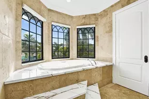 2340 NE 47th St, Lighthouse Point, FL 33064 - Photo 71