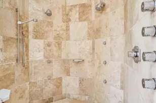 2340 NE 47th St, Lighthouse Point, FL 33064 - Photo 73