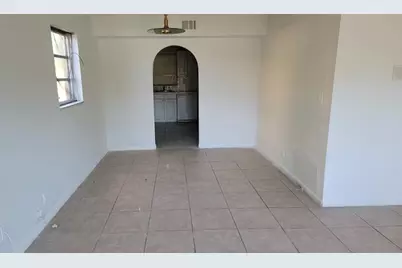 609 SW 79th Ter, North Lauderdale, FL 33068 - Photo 7