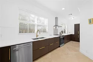 920 SW 8th St, Fort Lauderdale, FL 33315 - Photo 9