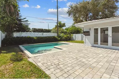 2020 N Victoria Park Rd, Fort Lauderdale, FL 33305 - Photo 25