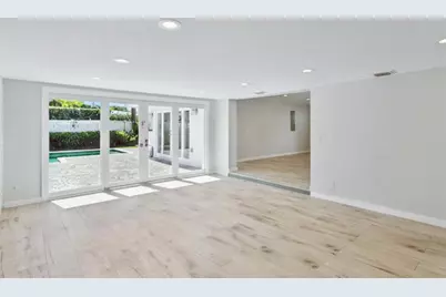 2020 N Victoria Park Rd, Fort Lauderdale, FL 33305 - Photo 13