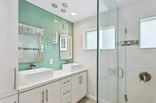 2020 N Victoria Park Rd, Fort Lauderdale, FL 33305 - Photo 17