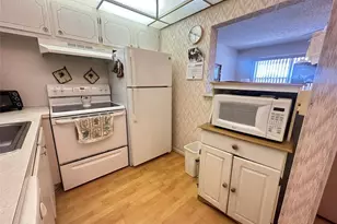 263 Farnham K, Deerfield Beach, FL 33442 - Photo 11