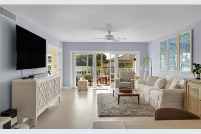 3050 NE 48th Ct, Unit #206, Lighthouse Point, FL 33064 - Photo 9