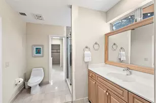 640 3rd Key Dr, Fort Lauderdale, FL 33304 - Photo 57