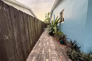 5620 NE 2nd Terrace, Oakland Park, FL 33334 - Photo 19