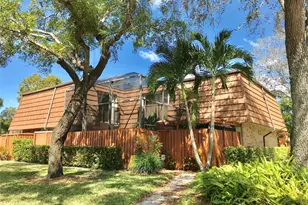 9142 SW 23rd St, Davie, FL 33324 - Photo 1