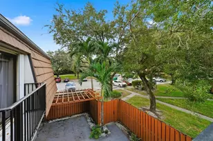 9142 SW 23rd St, Davie, FL 33324 - Photo 5