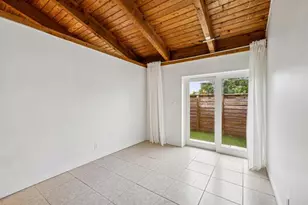 410 SE 13th St, Fort Lauderdale, FL 33316 - Photo 3