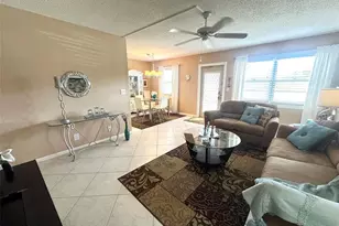 1076 Newport Q Unit, Deerfield Beach, FL 33442 - Photo 3
