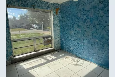 6911  Harding St, Hollywood, FL 33024 - Photo 7