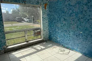 6911 Harding St, Hollywood, FL 33024 - Photo 7