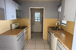 6911 Harding St, Hollywood, FL 33024 - Photo 5