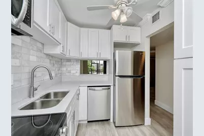 5300 NE 24th Ter, Unit #C108, Fort Lauderdale, FL 33308 - Photo 7