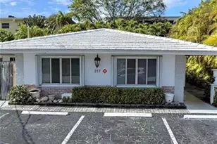 317 SE 12th Ave, Pompano Beach, FL 33060 - Photo 7