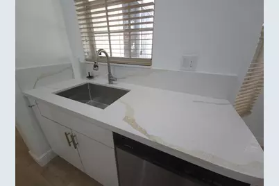 18713 SW 26th St, Miramar, FL 33029 - Photo 5