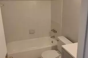 251 NW 177th St, Miami, FL 33169 - Photo 7