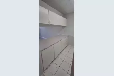 251 NW 177th St, Unit #105, Miami, FL 33169 - Photo 3