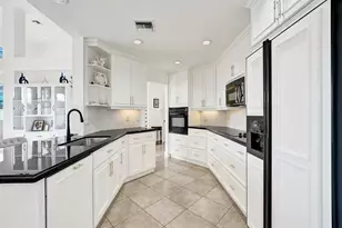 6298 Brava Way, Boca Raton, FL 33433 - Photo 37