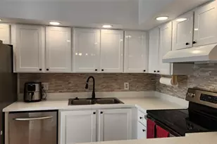 570 N Tropic Ln, Vero Beach, FL 32960 - Photo 1