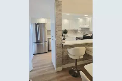 570 N Tropic Ln. 4- C, Unit #4, Vero Beach, FL 32960 - Photo 3