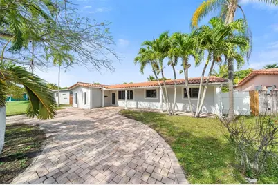 5317  Harrison St, Hollywood, FL 33021 - Photo 1