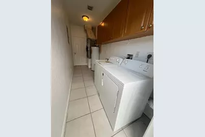 2905 NW 7th St, Fort Lauderdale, FL 33311 - Photo 7