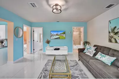 8236 NW 1st Pl, Unit #2, Miami, FL 33150 - Photo 5