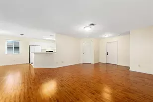 8496 NW 40th St, Coral Springs, FL 33065 - Photo 5