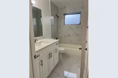 8550  Taft St, Pembroke Pines, FL 33024 - Photo 19