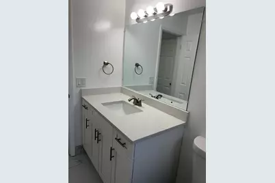 8550  Taft St, Pembroke Pines, FL 33024 - Photo 9