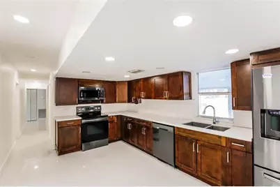 6609 NW 80th Ct, Tamarac, FL 33321 - Photo 11