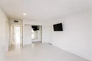 6609 NW 80th Ct, Tamarac, FL 33321 - Photo 7