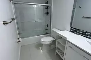 19380 Collins Ave, Sunny Isles Beach, FL 33160 - Photo 25