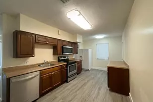 6817 SW 10th St, Pembroke Pines, FL 33023 - Photo 3