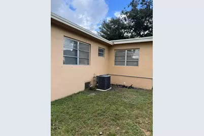 6817 SW 10th St, Pembroke Pines, FL 33023 - Photo 21