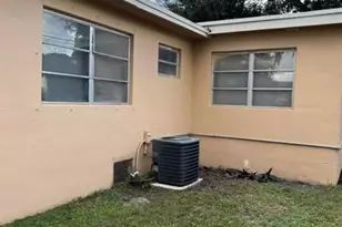 6817 SW 10th St, Pembroke Pines, FL 33023 - Photo 21