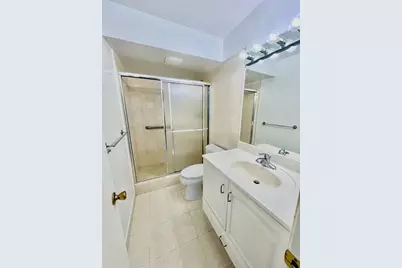 1000 NE 14th Ave, Unit #503, Hallandale Beach, FL 33009 - Photo 3