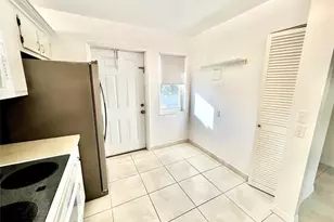 1000 NE 14th Ave, Hallandale Beach, FL 33009 - Photo 39