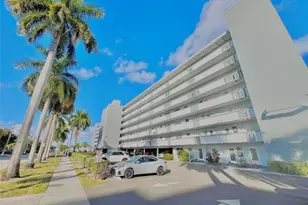 1000 NE 14th Ave, Hallandale Beach, FL 33009 - Photo 1