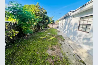 3316 NW 33rd Ct, Lauderdale Lakes, FL 33309 - Photo 15