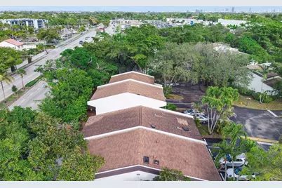 19986 NE 5th Ct, Unit #4D, Miami, FL 33179 - Photo 39