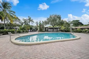 19986 NE 5th Ct, Miami, FL 33179 - Photo 35