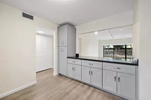 19986 NE 5th Ct, Miami, FL 33179 - Photo 9