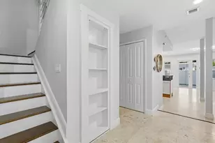 302 NE 8th Ave, Fort Lauderdale, FL 33301 - Photo 11