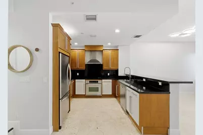 302 NE 8th Ave, Unit #0, Fort Lauderdale, FL 33301 - Photo 13