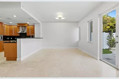 302 NE 8th Ave, Unit #0, Fort Lauderdale, FL 33301 - Photo 17