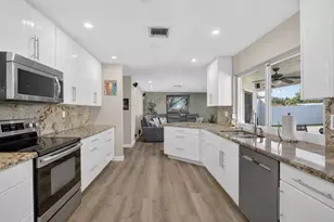 1111 NW 93rd Terrace, Plantation, FL 33322 - Photo 5