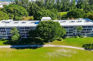 2601 S Course Dr, Pompano Beach, FL 33069 - Photo 17